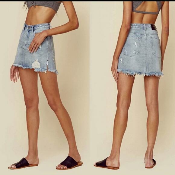 One by One Teaspoon Denim High Waist Super Fitted Short 2020 Mini Skirt - Picture 1 of 12
